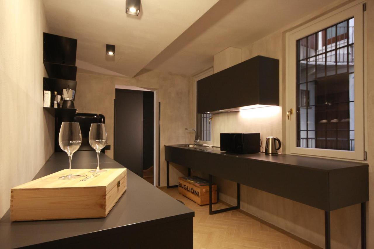 베로나 Residenza Buglioni Piazza Erbe 아파트 외부 사진