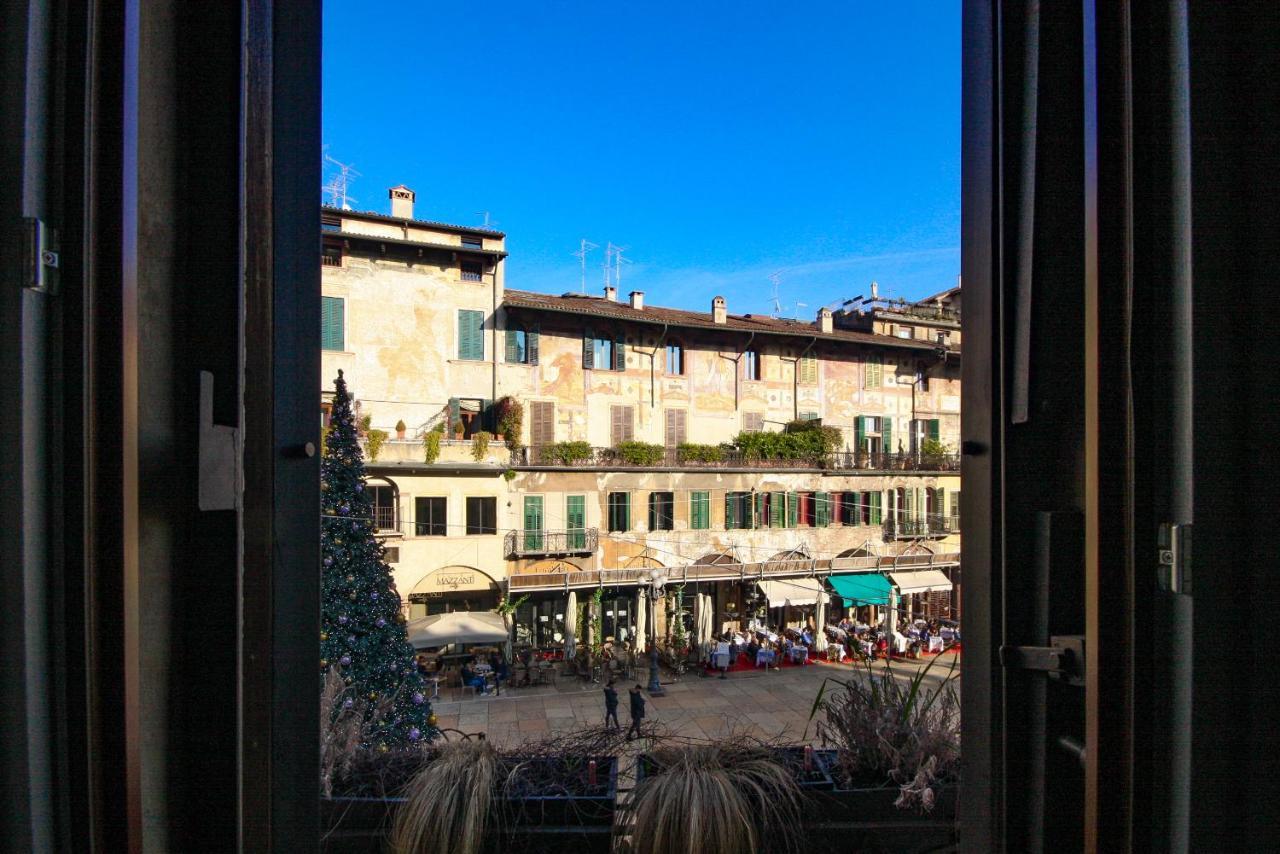 베로나 Residenza Buglioni Piazza Erbe 아파트 외부 사진